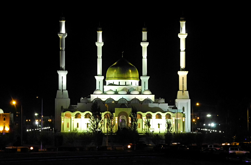 мечеть современная архитектура Астаны фото