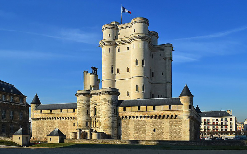 романская архитектура замки франции